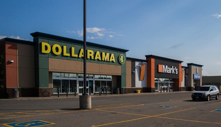 Oastler Park Shopping Plaza — image 1